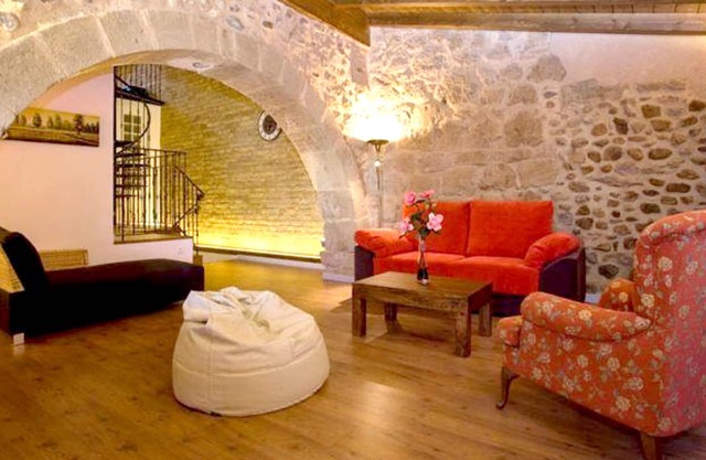 Homerez - Beautiful appartement for 8 ppl. with balcony at Villalpando