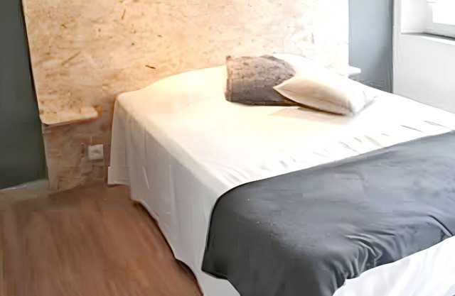 Homerez - Charming House in Vendres with Enclosed Garden