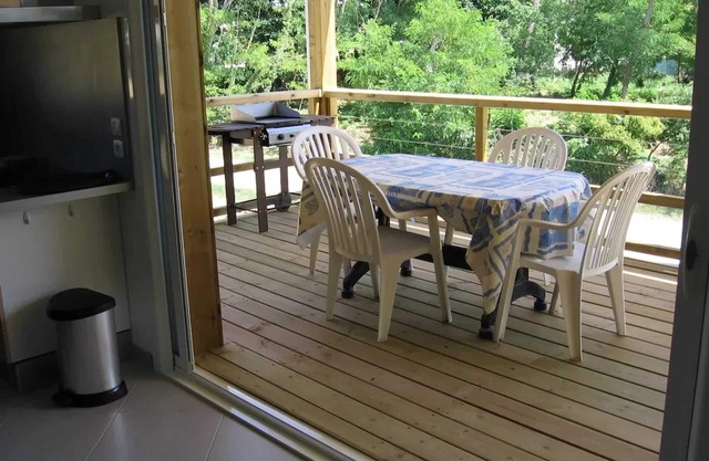 Homerez - Family House in Les Mathes with Garden and Sauna