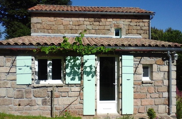 Homerez - House 4 km away from the beach for 9 ppl. with shared pool and terrace