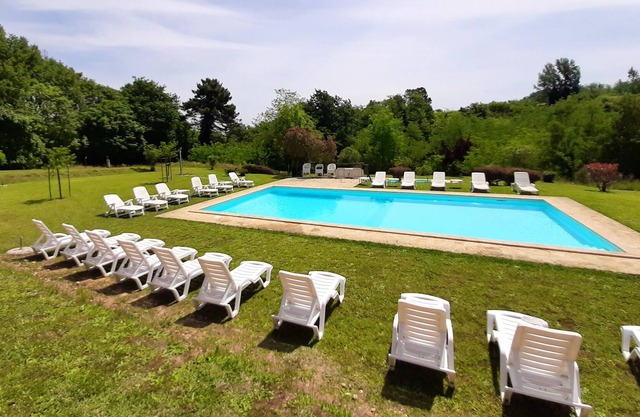Homerez - Nice appartement for 5 ppl. with shared pool at Montecarlo