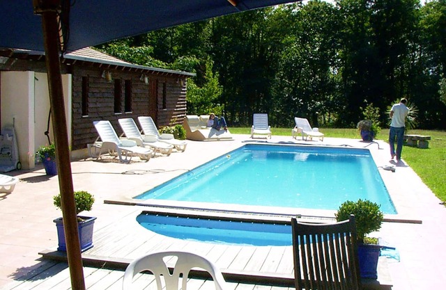 Homerez - Spacious villa for 8 ppl. with swimming-pool at Saint-Vincent-de-Paul