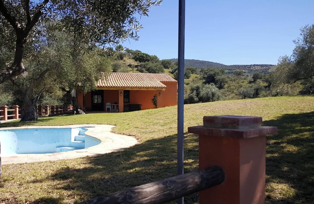 Homerez - Villa in Puerto Serrano