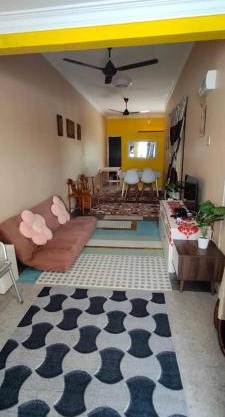 Homestay Hajah Jamilah Sungai Tiram 04
