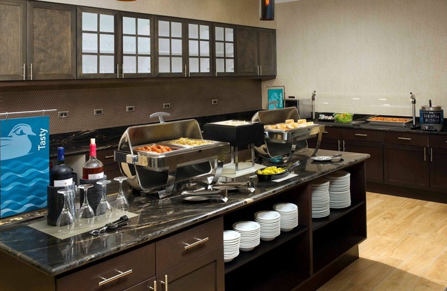 Homewood Suites by Hilton San Antonio Airport