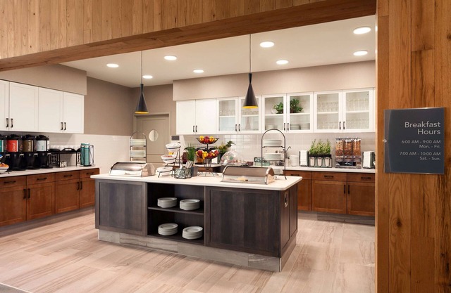 Homewood Suites by Hilton Syracuse - Carrier Circle