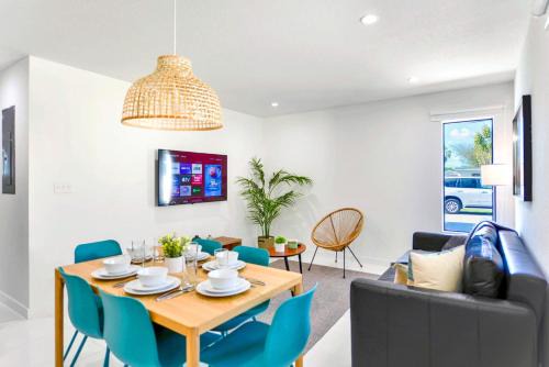 Homey Duplex Near Wynwood & MiMo District