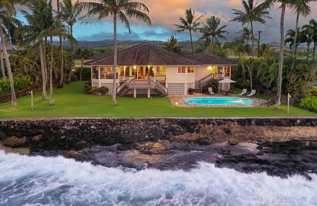 Honu Lani - Oceanfront Home with Pool and Amazing Views!
