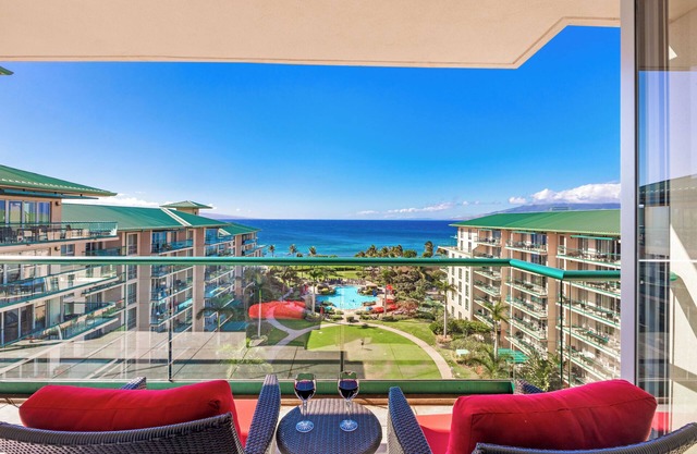 Honua Kai H825 Luxurious Kaanapali Beach 3BD Condo with Beautiful Ocean Views