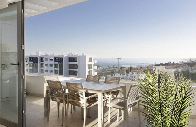Horizon Top Floor Apartment Higueron