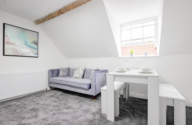 Host & Stay | New Street Dwelling