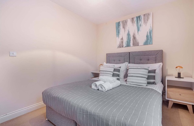 Host & Stay | Westbrook Court Apartment
