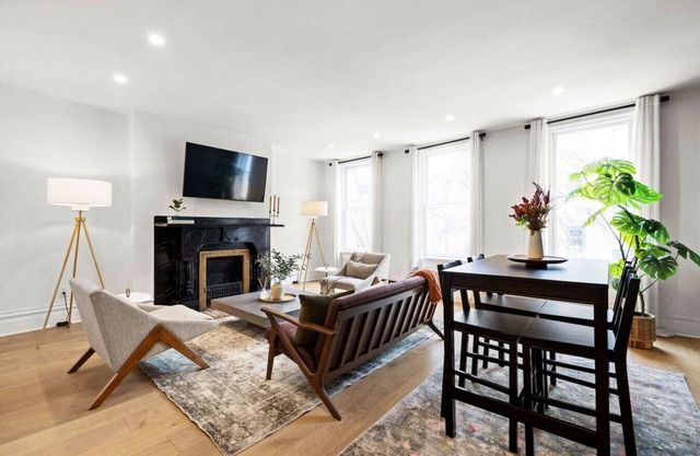 ★HostWise Stays★ Stylish War Streets Retreat | Easy Walk to Stadiums & Dining