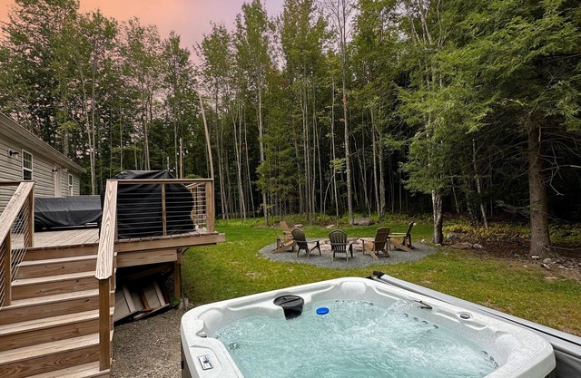 Hot Tub Game Room Fire Pit – Cozy Catskills Cabin Near Hunter & Windham