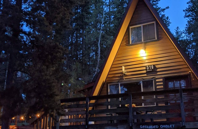 HOT TUB, MIND SERENE-PET FRIENDLY