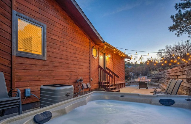 Hot Tub Mountain Views Vacation Pet Friendly