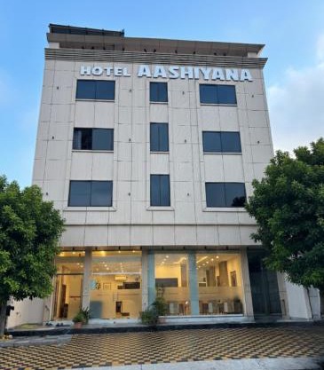 Hotel Aashiyana