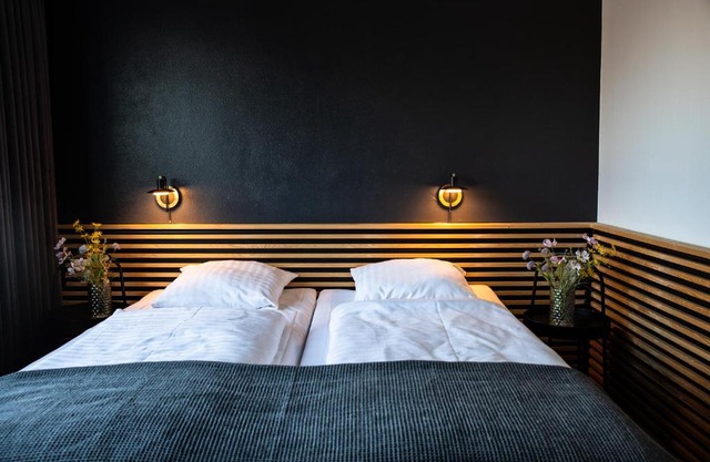 Hotel-B