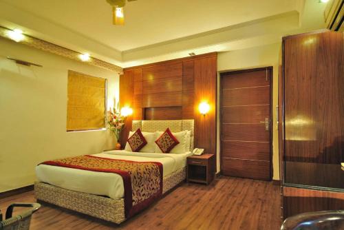 Hotel Krishna Land