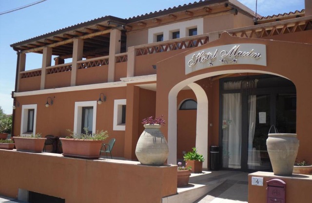 Hotel Maxim