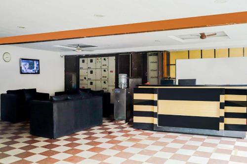 Hotel O Raj Vihar