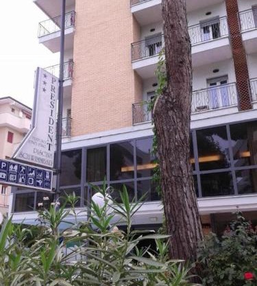 Hotel President