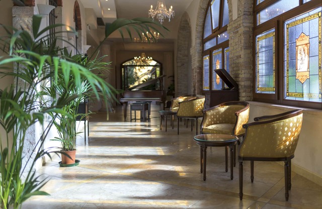 HOTEL REGINA DEL GARDA SUITE