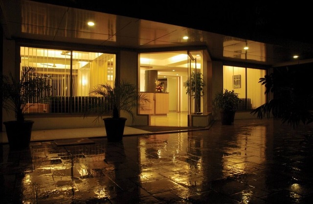 Hotel Skylon