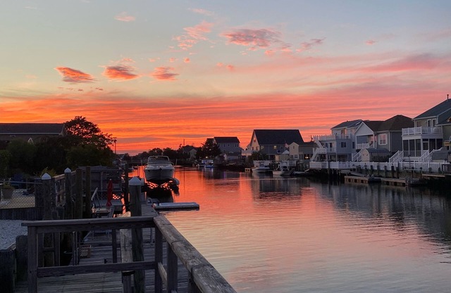 House Mystic Island Little Egg Harbor Living in the lagoon with scenic views.