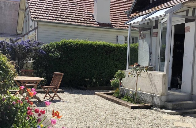 House 30 m seaside well located, wifi, bikes ...