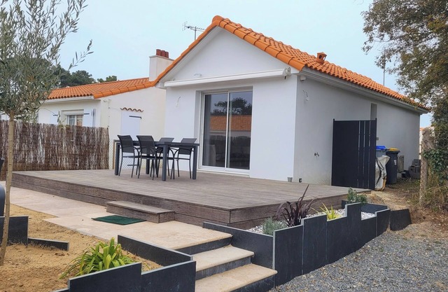 House 4 persons near beach and forest
