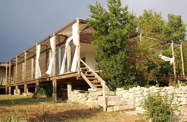 House 8 pers. with private pool in a beautiful natural environment