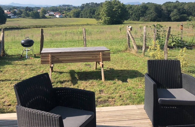HOUSE ANGLET VUE PYRENNEES