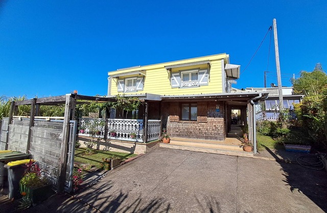 House at the gateway to the Wild South