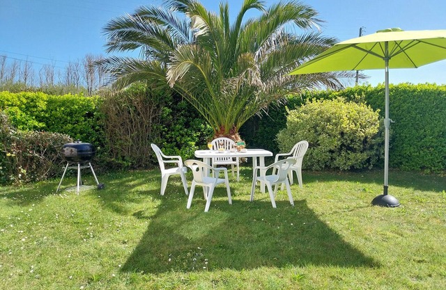 House by the sea, 700 m from the beach, Finistère, Brittany