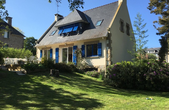 HOUSE DINARD 4 or 5 BEDROOMS Near Beaches THE PEACE GARDEN Vicomte