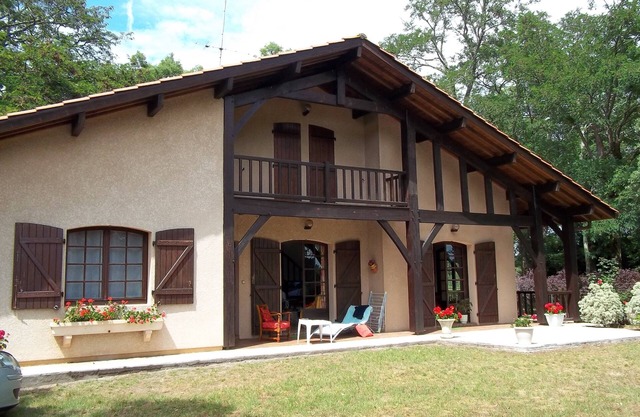 House for 10 persons