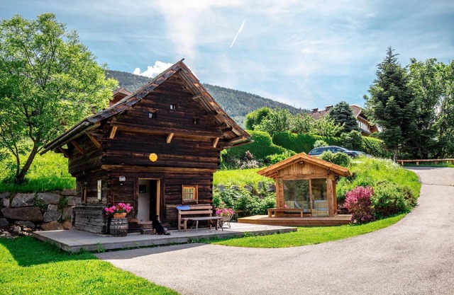 House in Aschbach with Private Parking