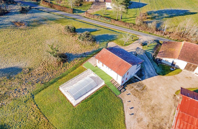 House in a Quiet Location with Pool in Saint-André-de-Double