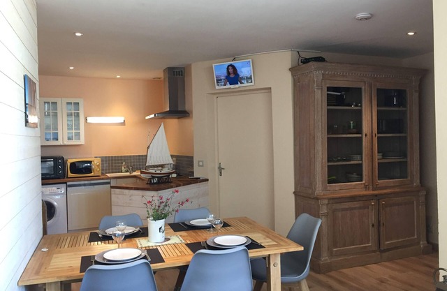 House, near beaches and harbor, 6 people, 2 bedrooms, fully renovated