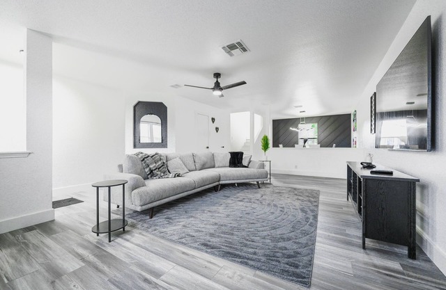 House Near Lackland AFB