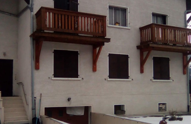 House with 2 apartments