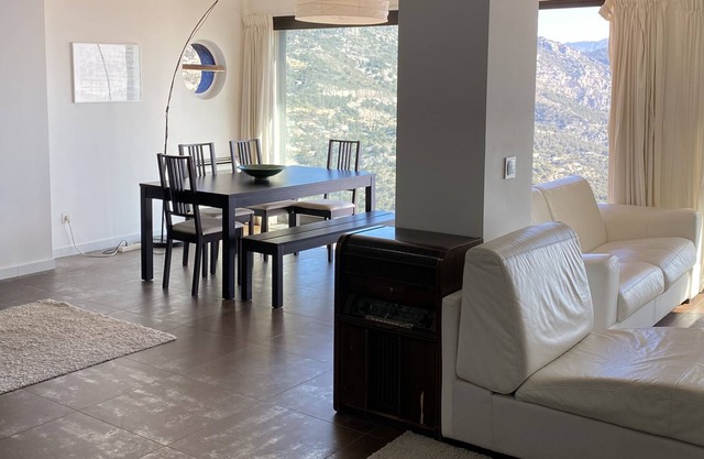 House with exceptional view of the sea and Monaco