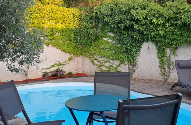 House with swimming pool, near Aix-en-Provence