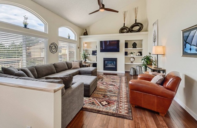 HRSILVM10054 - Beautiful 4 bedroom - Ready for your family!