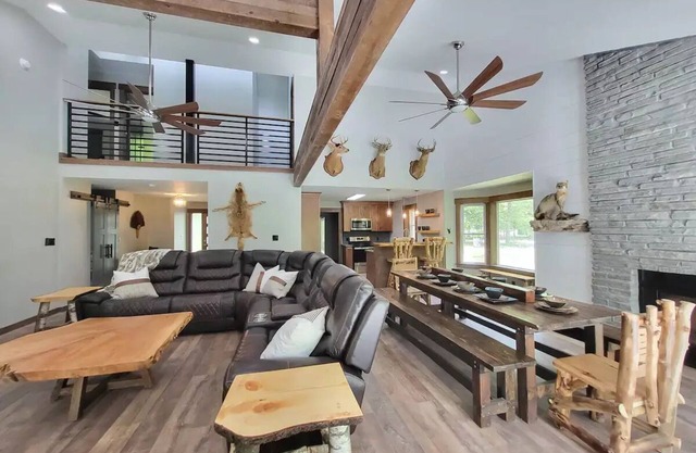 Hse Nr Lk George+Saratoga Rce Trck w/Indoor HotTub