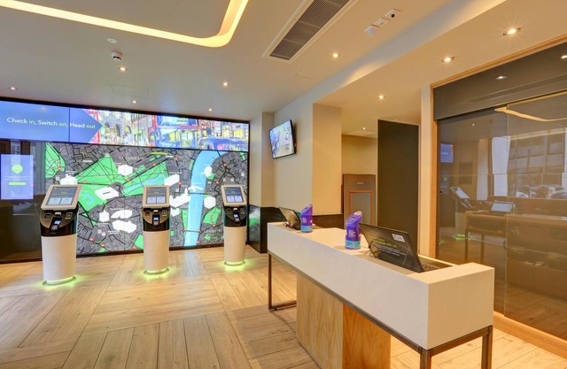 Hub By Premier Inn London Westminster - Westminster Abbey