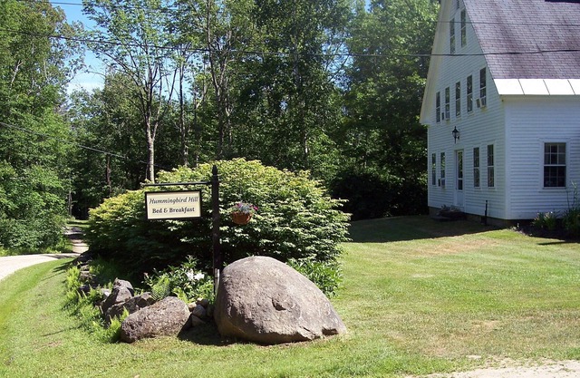 Hummingbird Hill Bed & Breakfast 2 stars