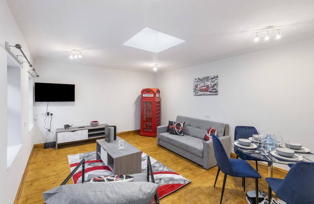 Iconic London Apartment - Excellent Location