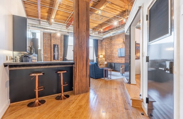 Ideal downtown Nashville loft – Letterpress Loft
